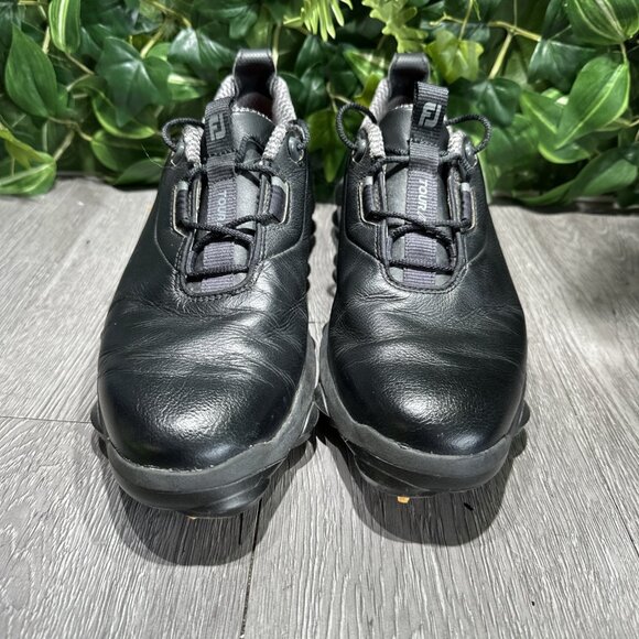 FOOTJOY Tour Alpha Premium Quality Men\'s Spiked Black Golf Shoes Size 7 M